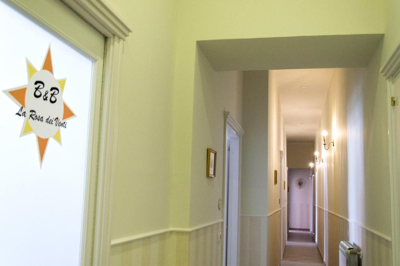 B&B La Rosa Dei Venti Nápoly Kültér fotó