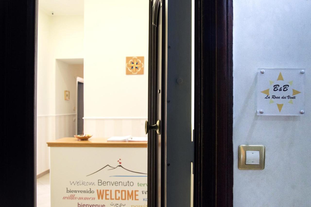 B&B La Rosa Dei Venti Nápoly Kültér fotó