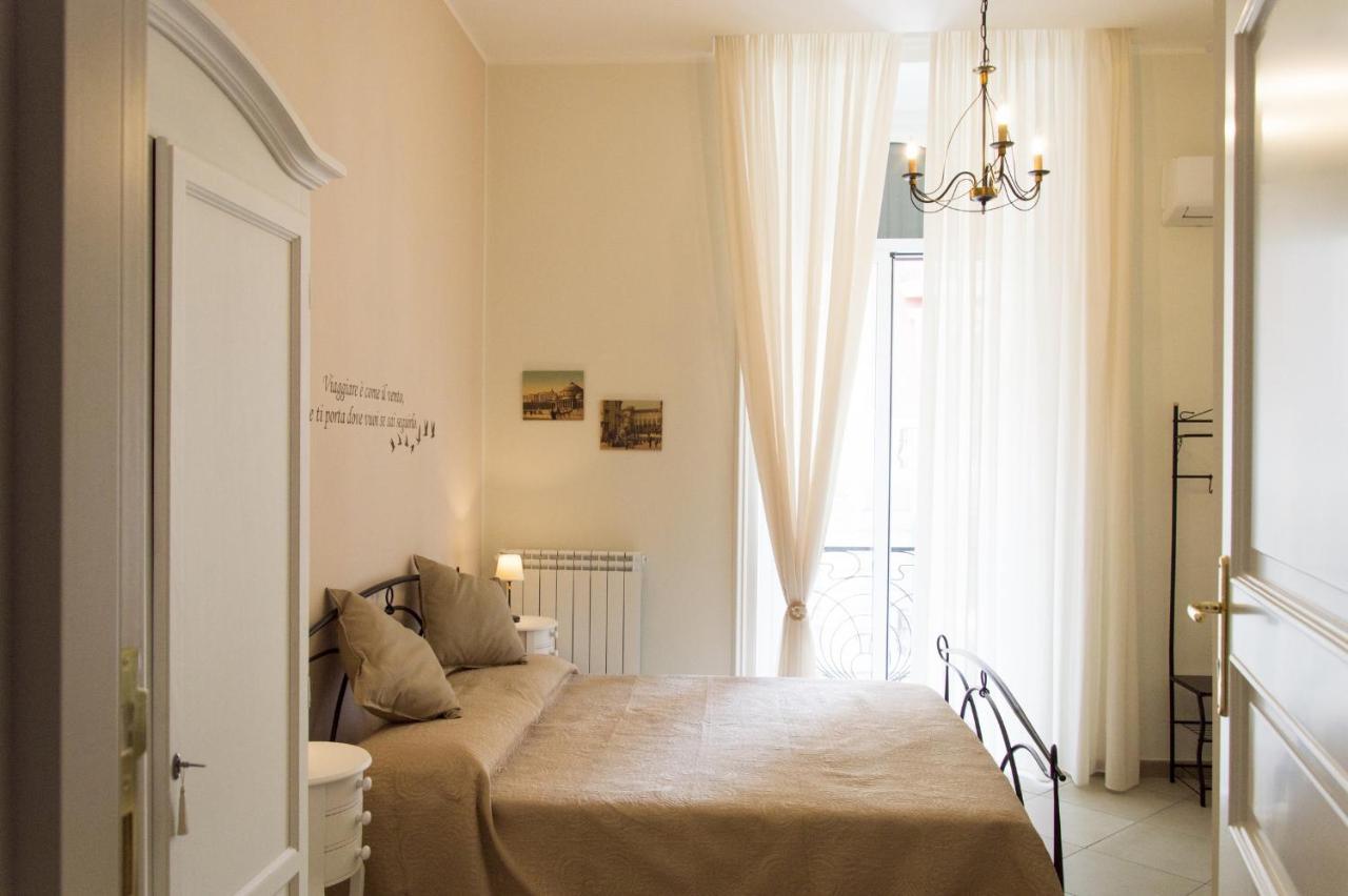 B&B La Rosa Dei Venti Nápoly Kültér fotó